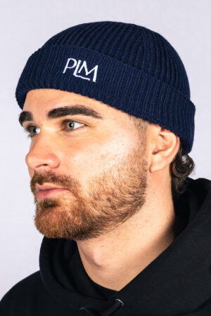 Kootud müts tumesinine